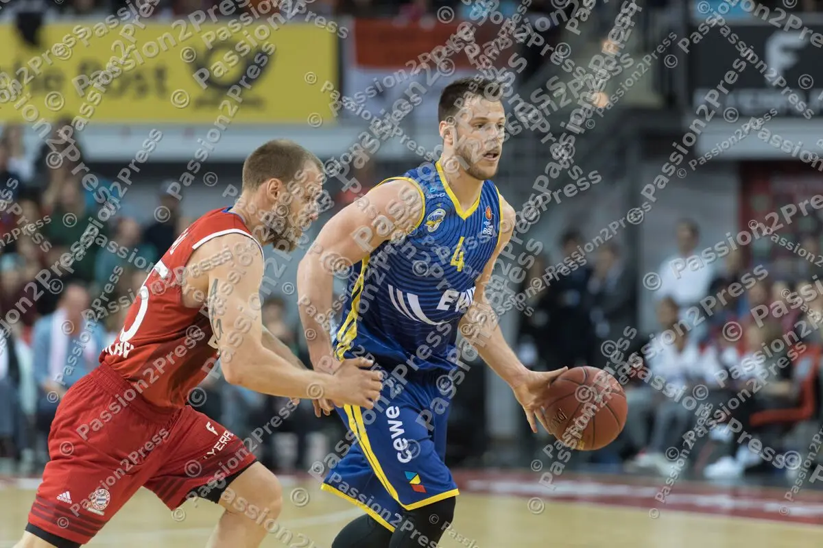 mf_FCBBOLD_20170422_0424