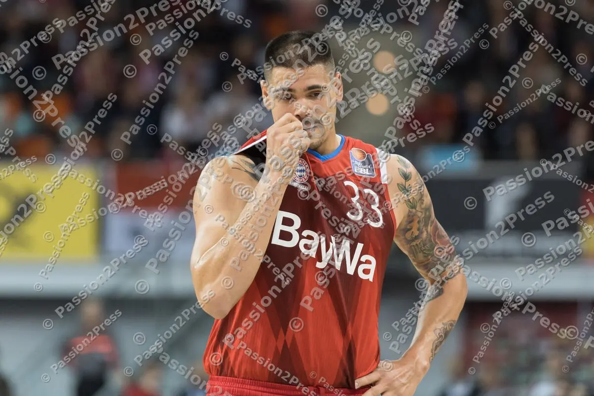 mf_FCBBOLD_20170422_0737