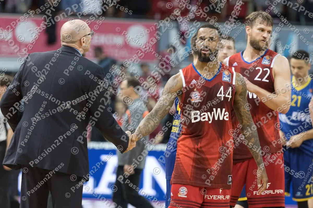 mf_FCBBOLD_20170422_0900