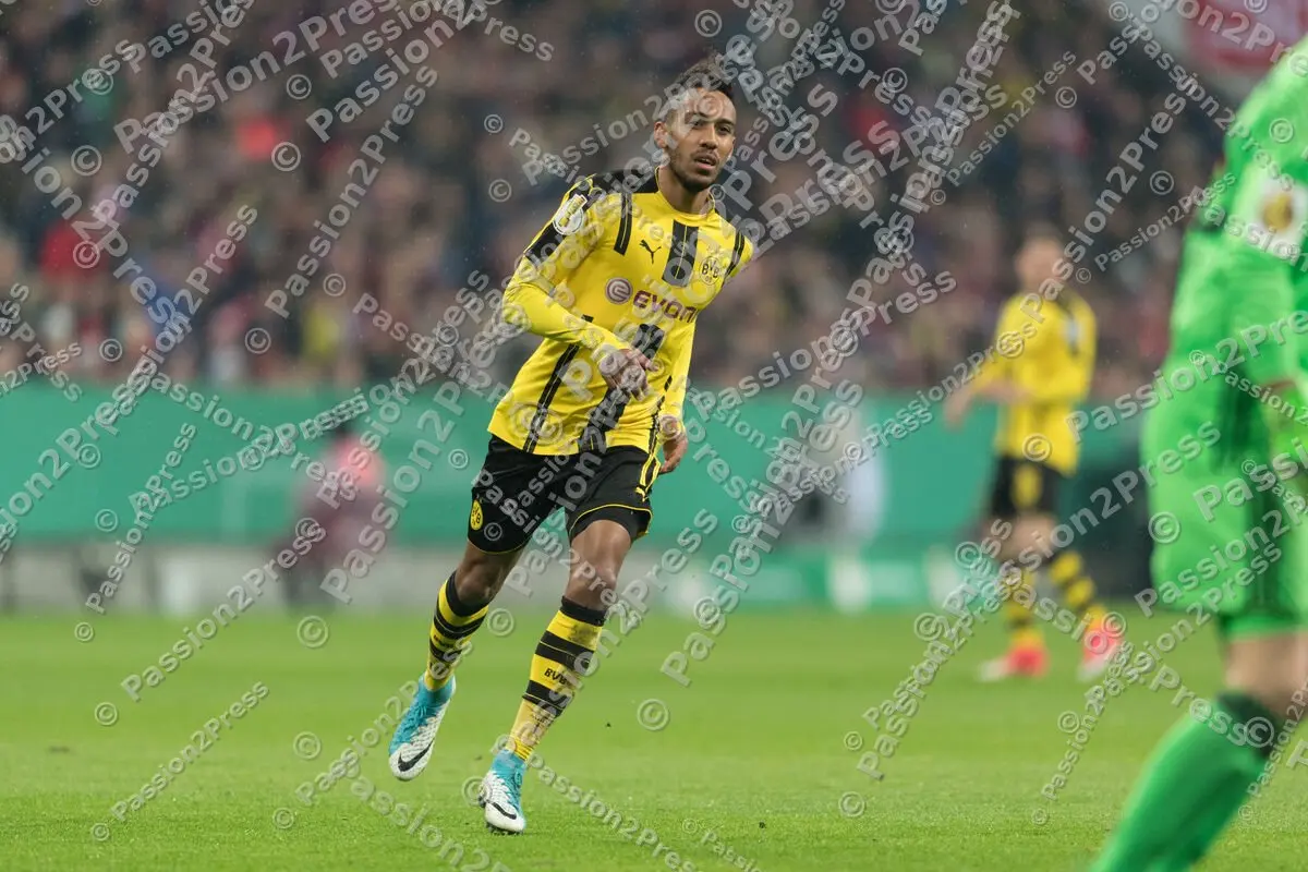 mf_FCBBVB_20170426_0408