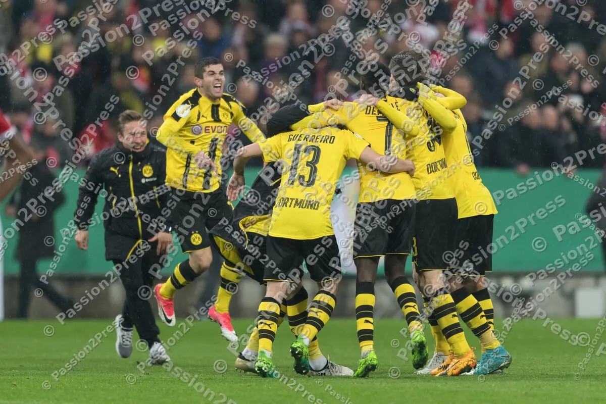 mf_FCBBVB_20170426_1384