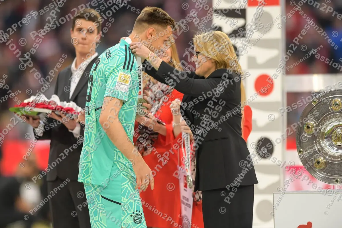 FCBVFB_20220508_1940