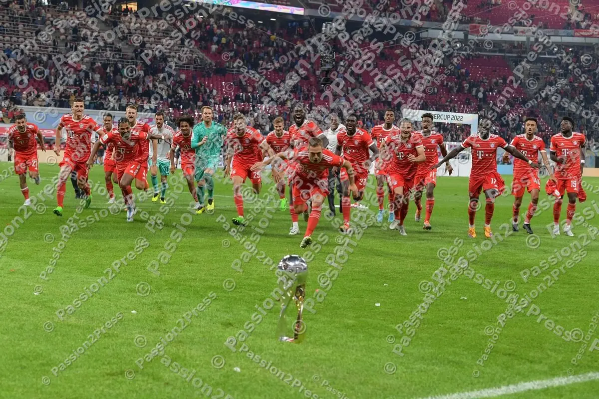 20220730 RasenBallsport Leipzig - FC Bayern München