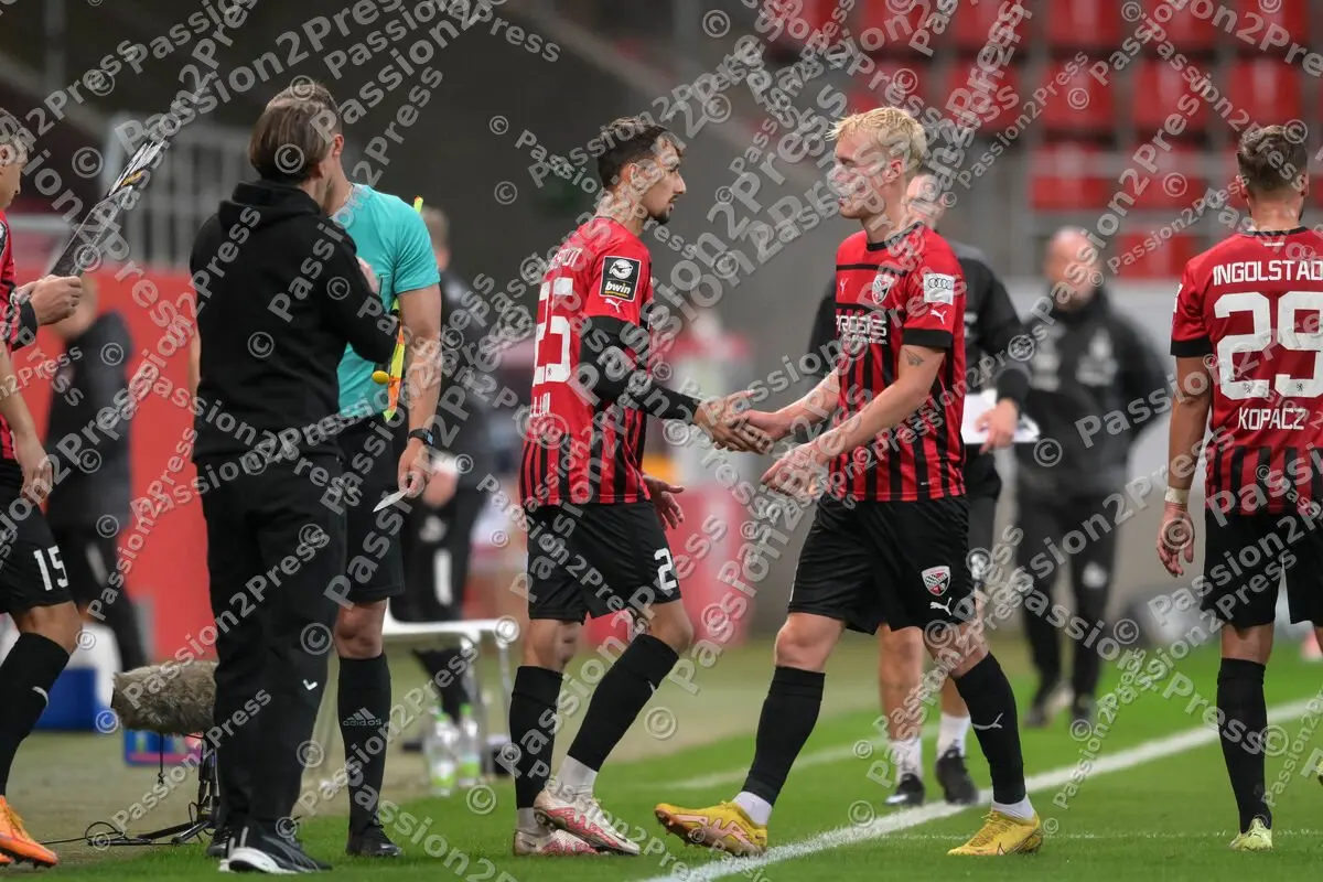 FCIFSVZ_20221003_1484