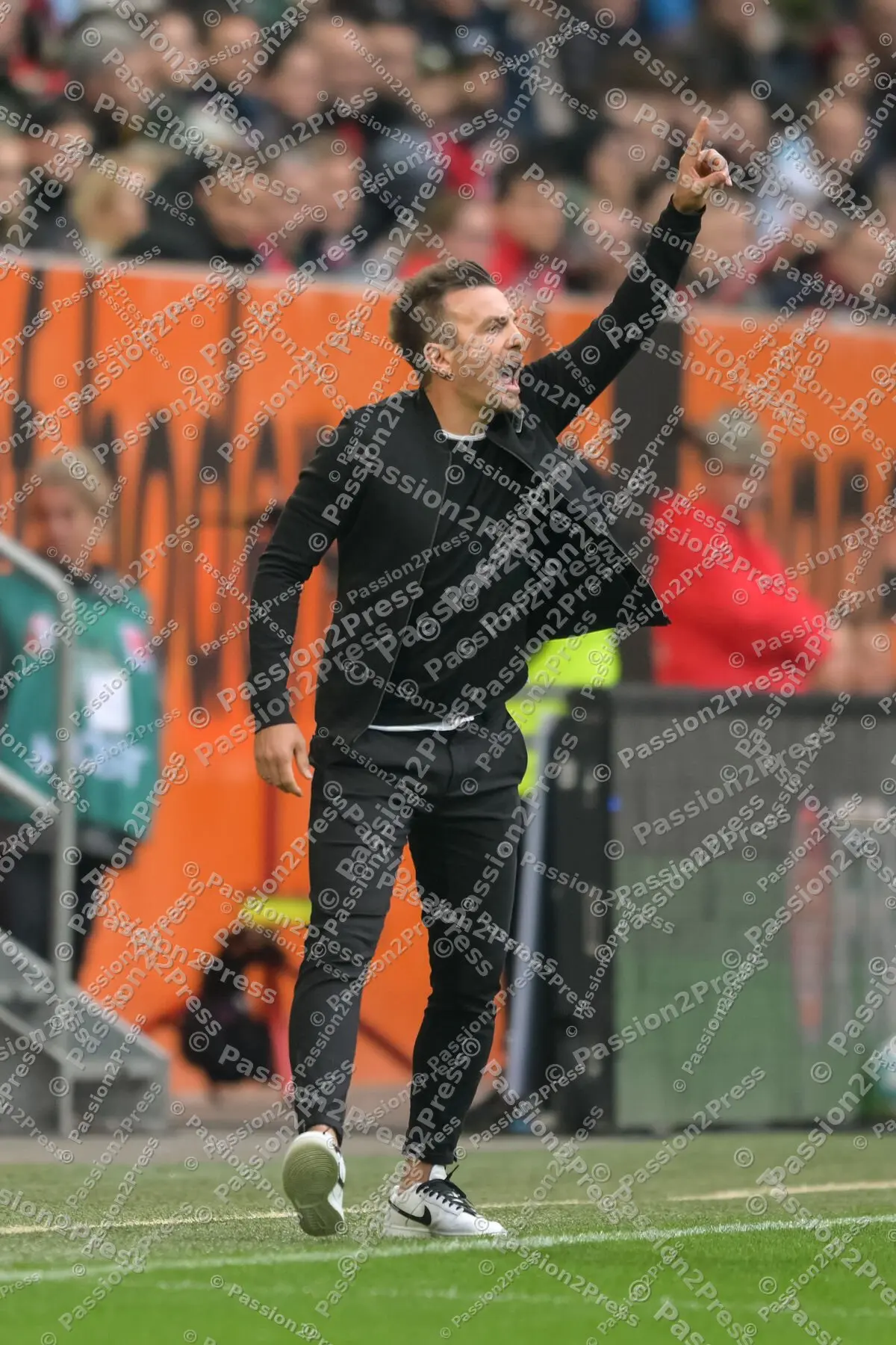 FCAWOB_20221008_0517
