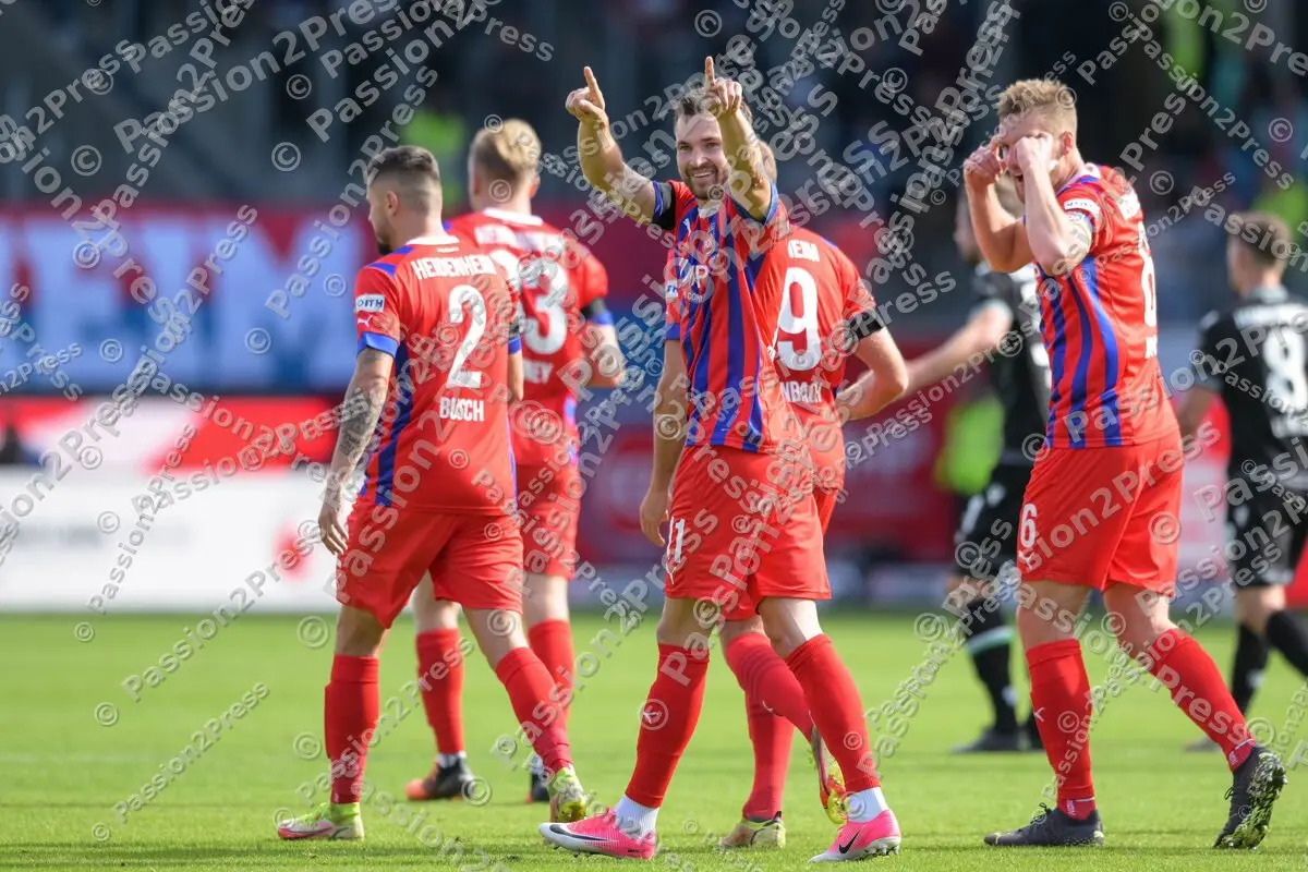 FCHH96_20221009_1393