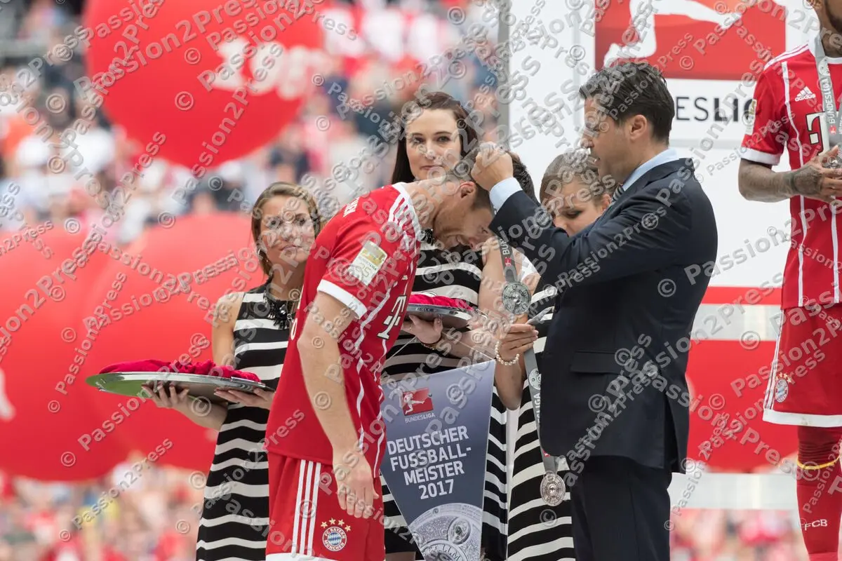 mf_FCBSCF_20170520_2152