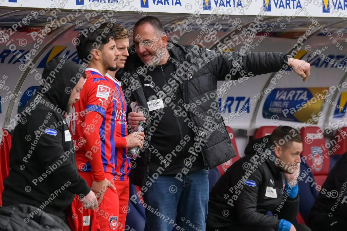 FCHFCN_20230219_1526