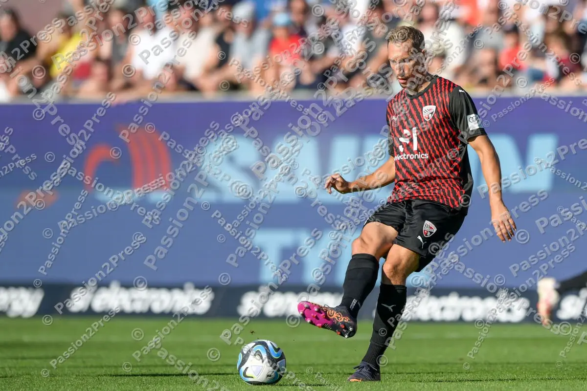 FCIM60_20230916_0812