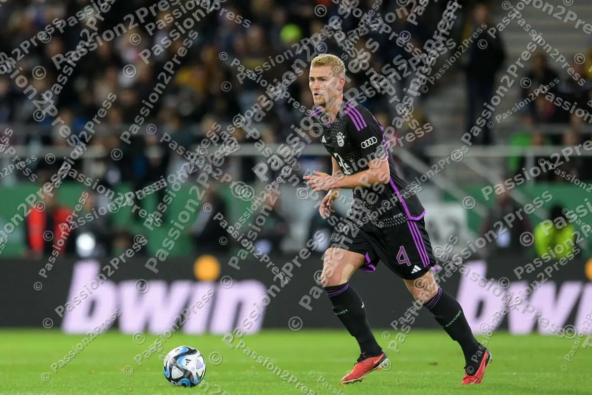 FCSFCB_20231101_0384