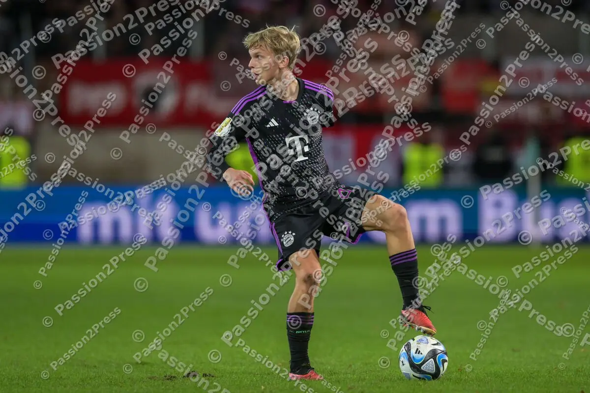 FCSFCB_20231101_0615