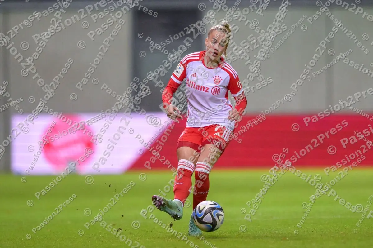 FCBFB04_20231211_1322