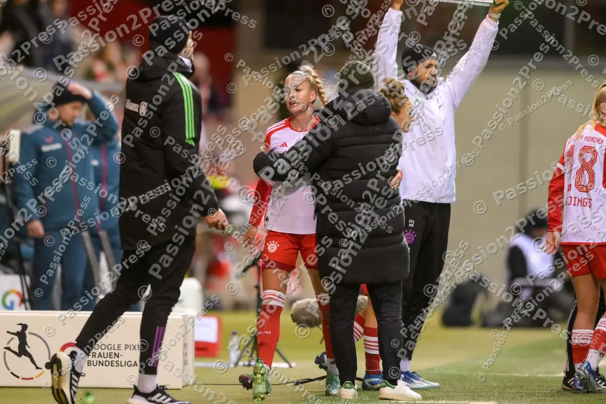 FCBFB04_20231211_1649