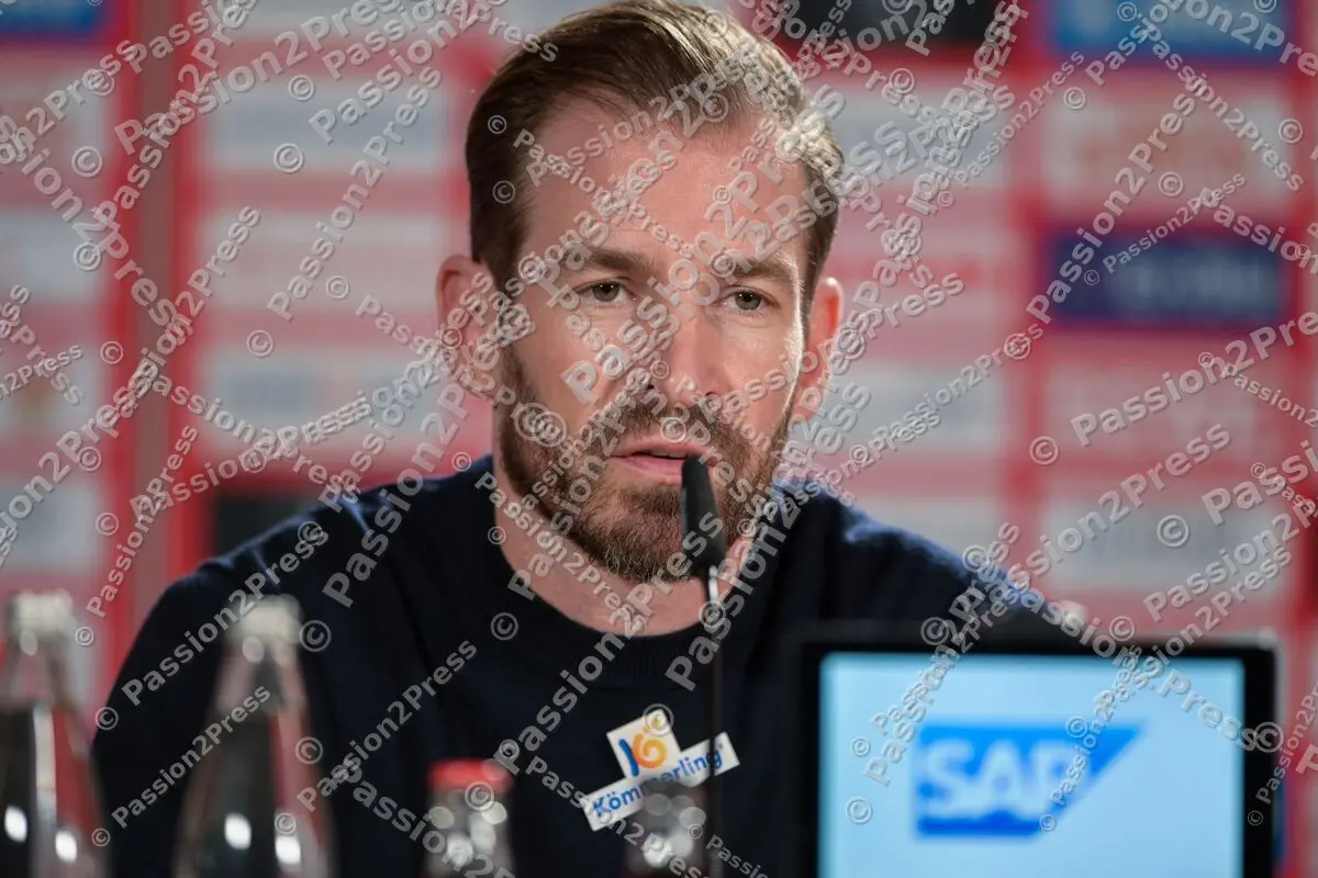 VFBM05_20240211_2131