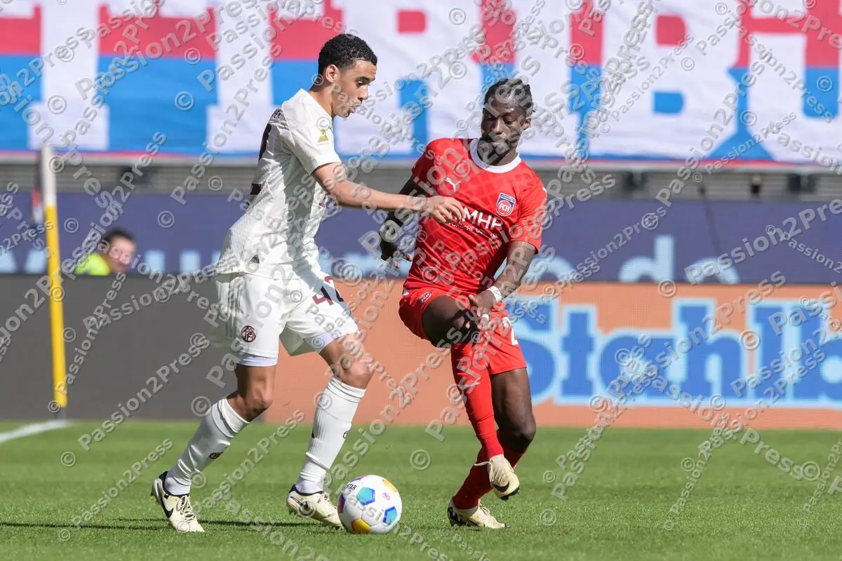 HDHFCB_20240406_1192