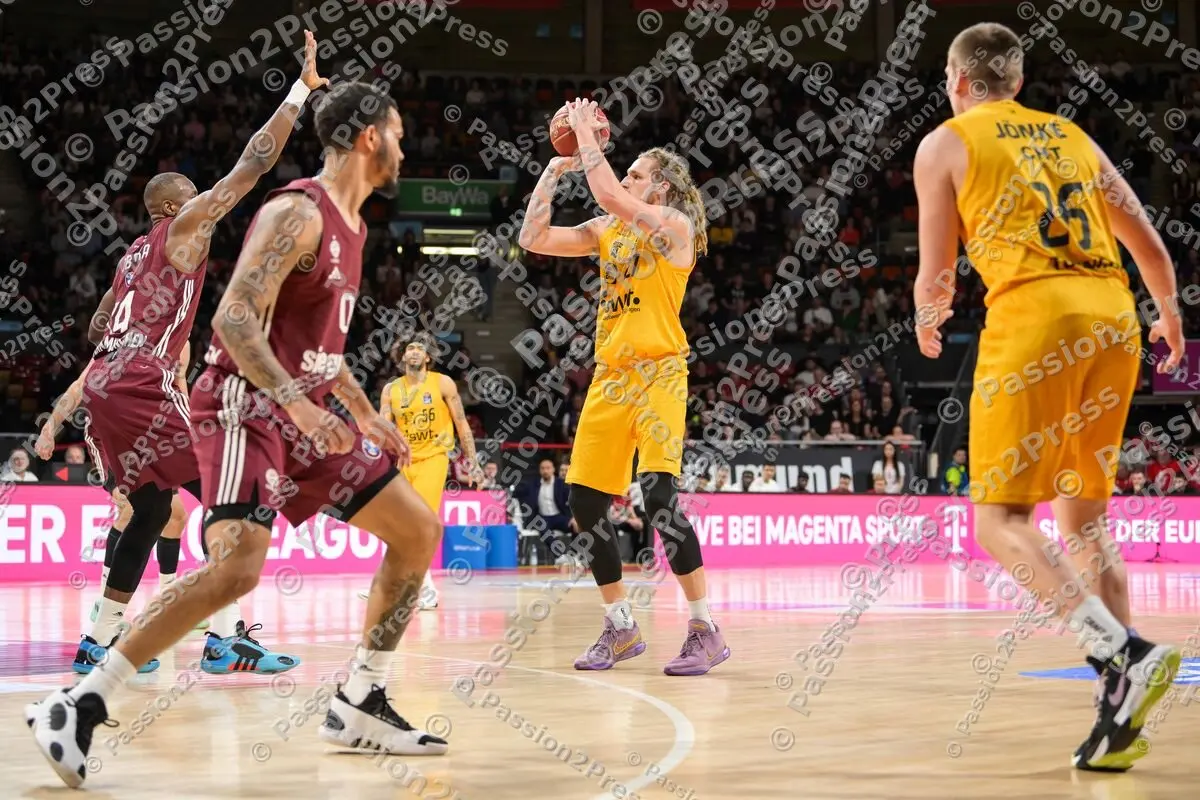 FCBBTT_20240428_0511