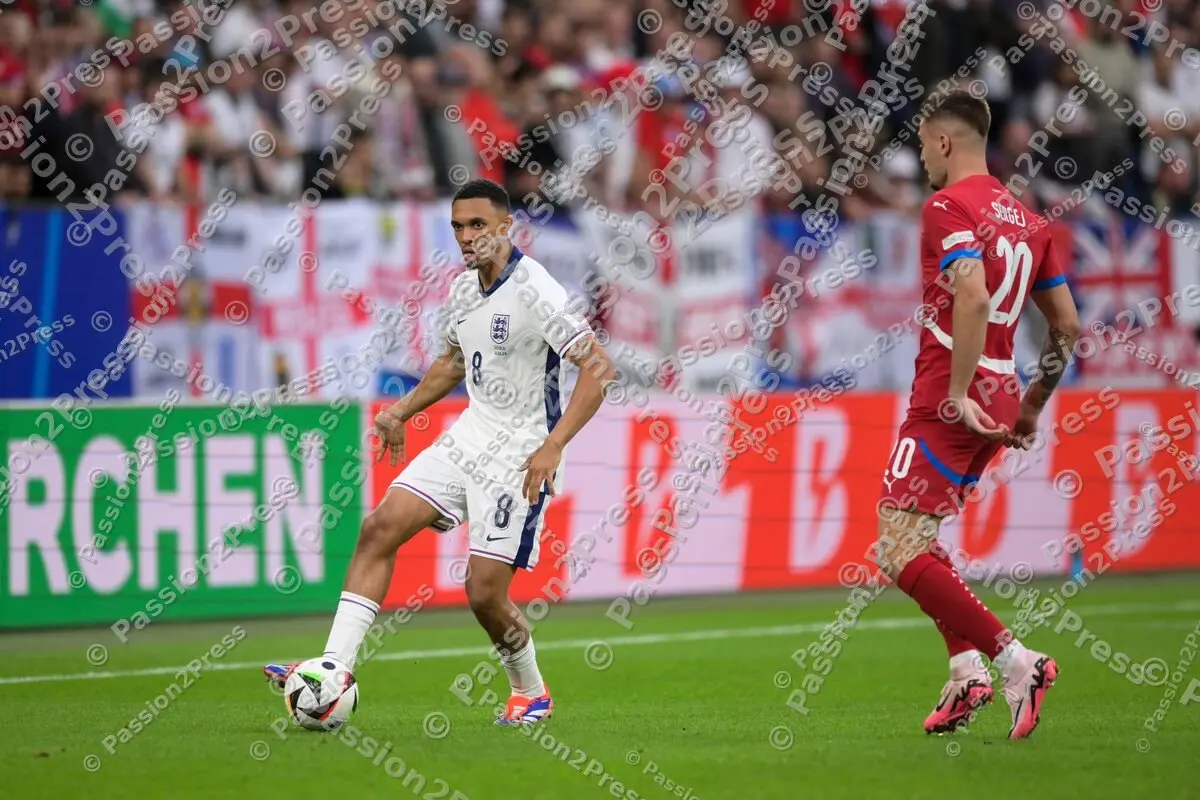 20240616 Serbien - England
