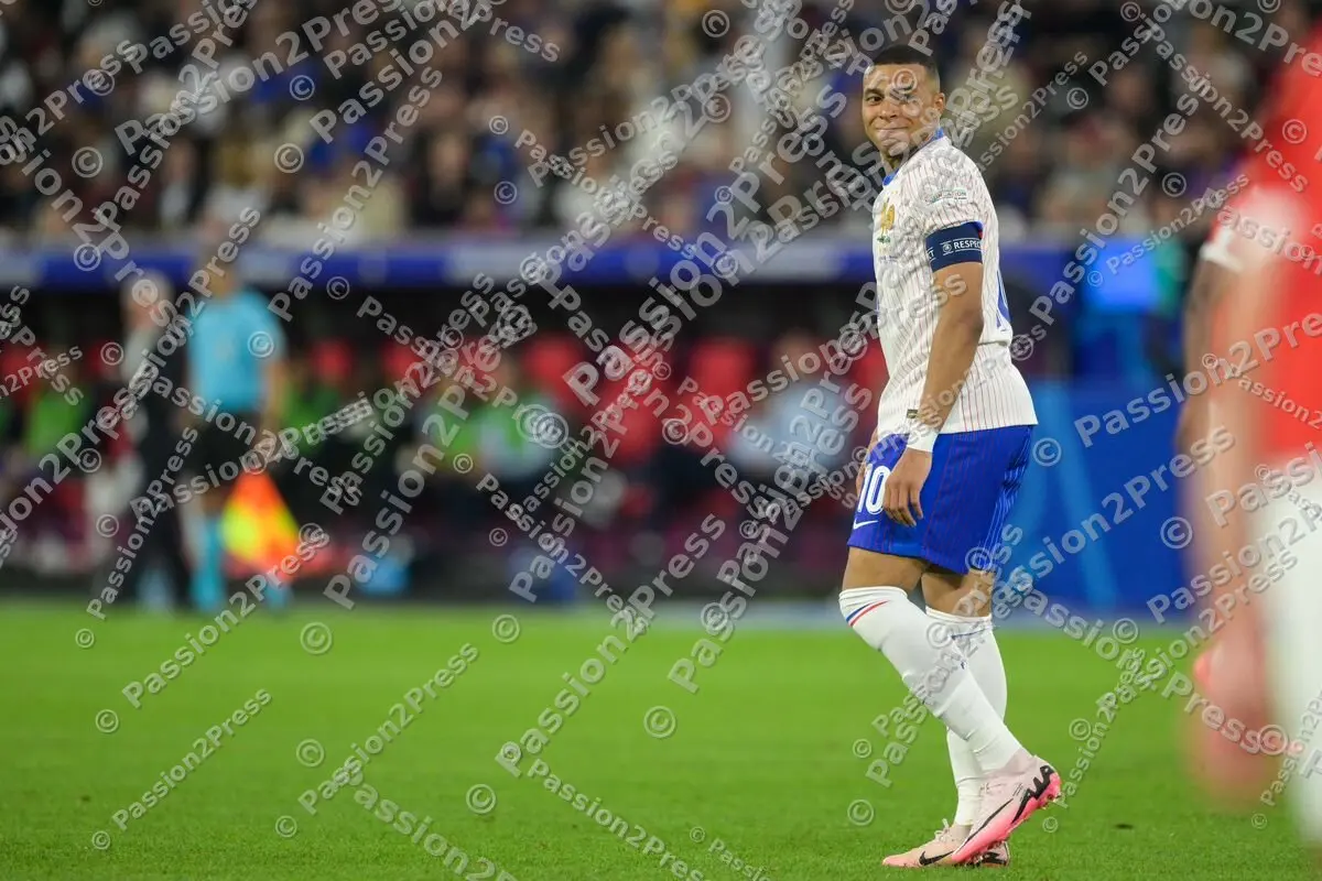 AUTFRA_20240617_1187-2