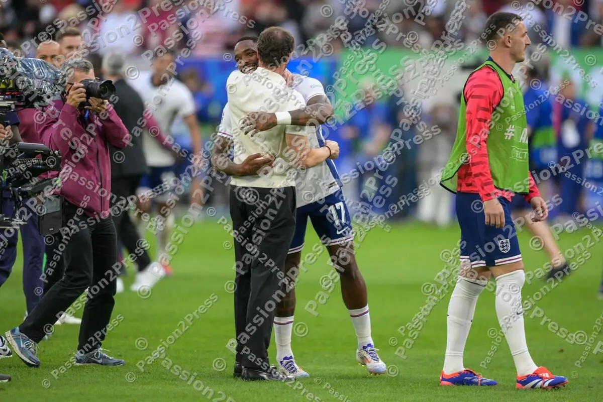 ENGSUI_20240706_8941